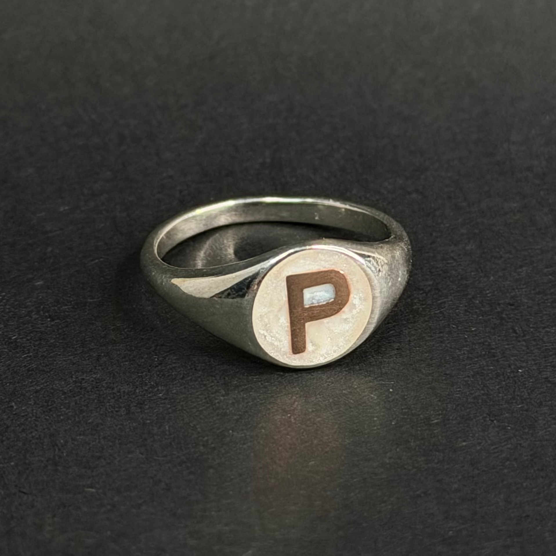 Anello con Lettera